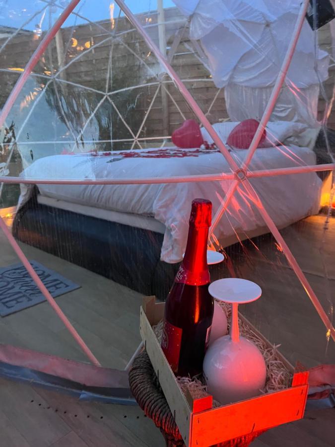 Tente de luxe La Love Bulles& Jacuzzi